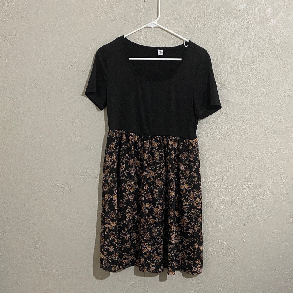 SHEIN Black Floral Midi Dress